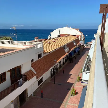 La Caleta Penthouse Apartmán *